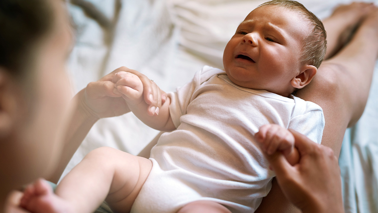 Newborn baby store crying a lot