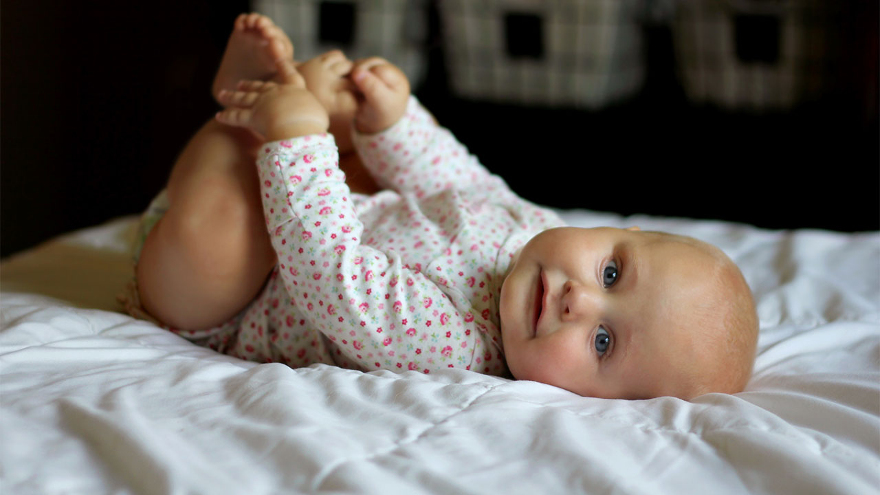 Baby development at 4-5 months | Raising Children Network