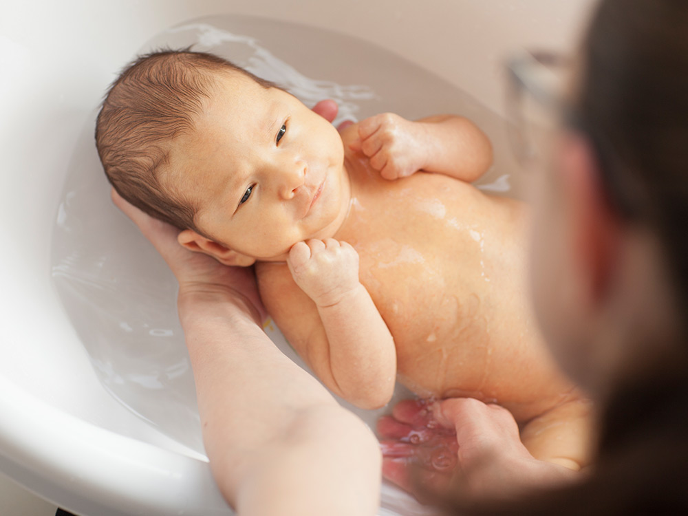 how to clean baby fingernails