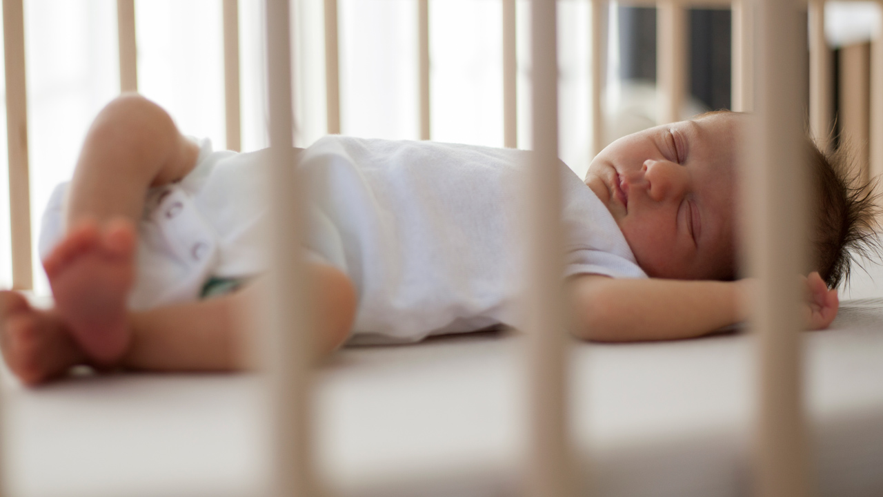 What to Do If Your Baby Falls Asleep While Nursing