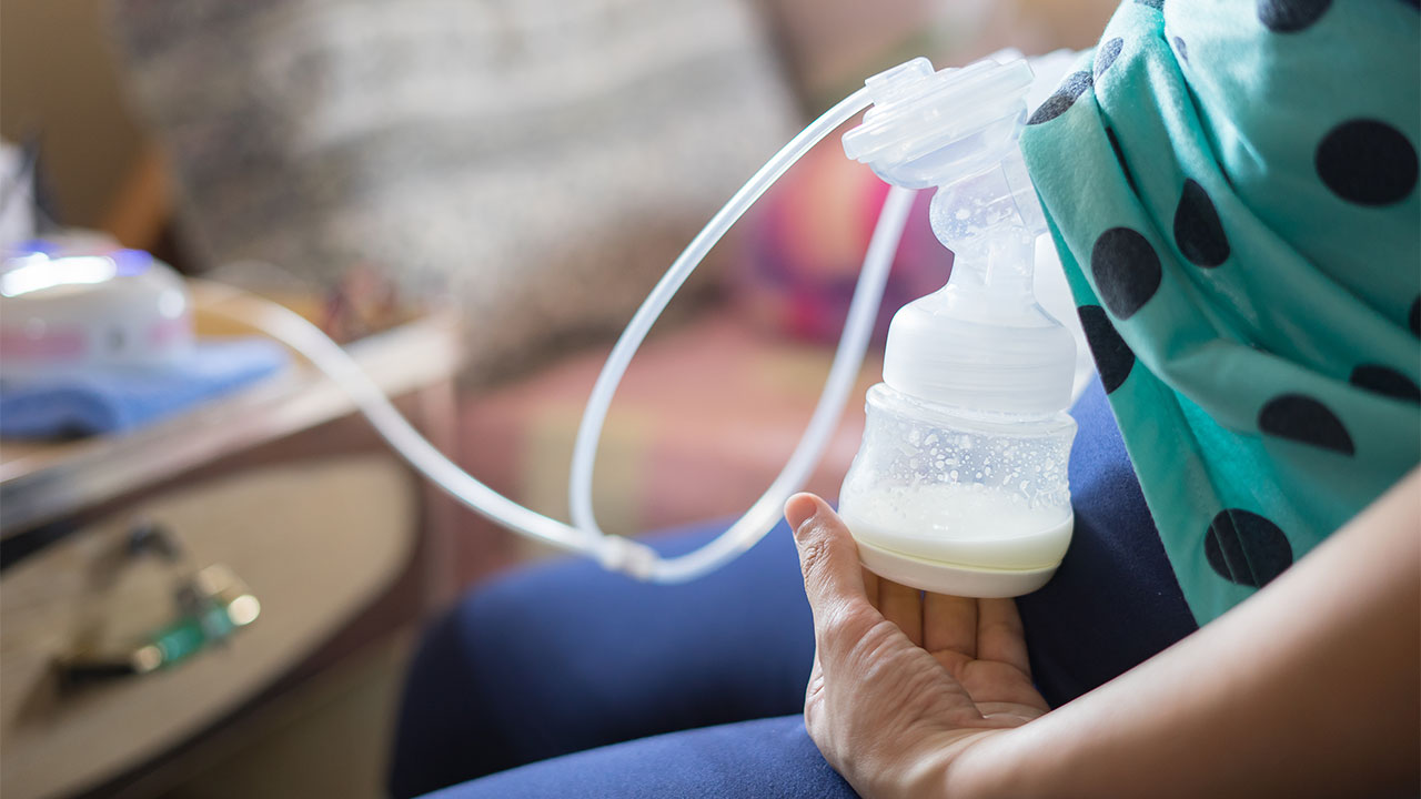 first breast milk for baby