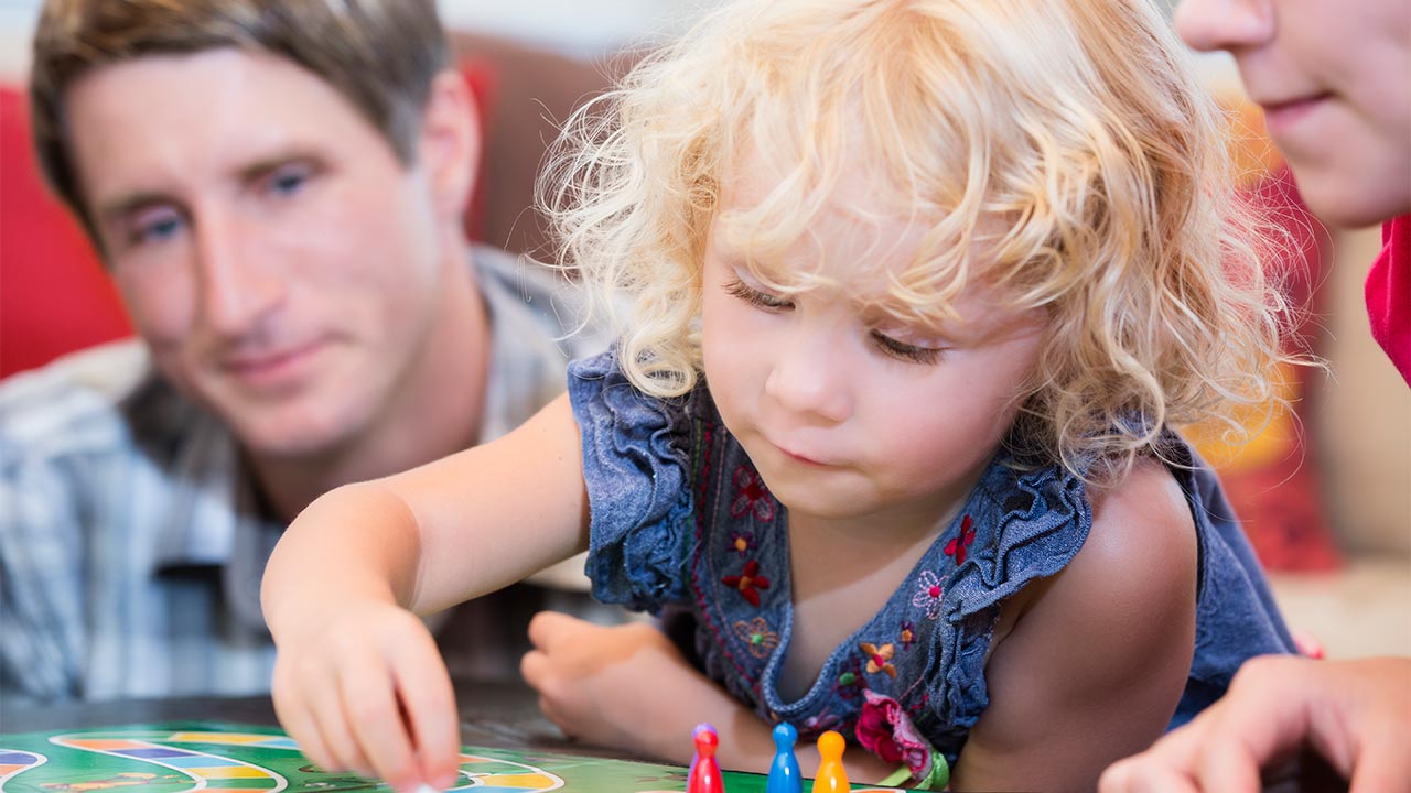 Play ideas to help preschoolers talking Raising Children