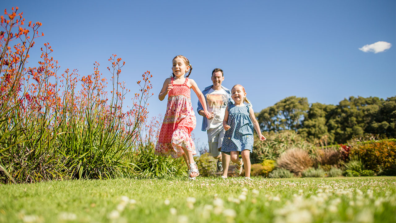 Children spend half the time playing outside in comparison to their parents  – Child in the City