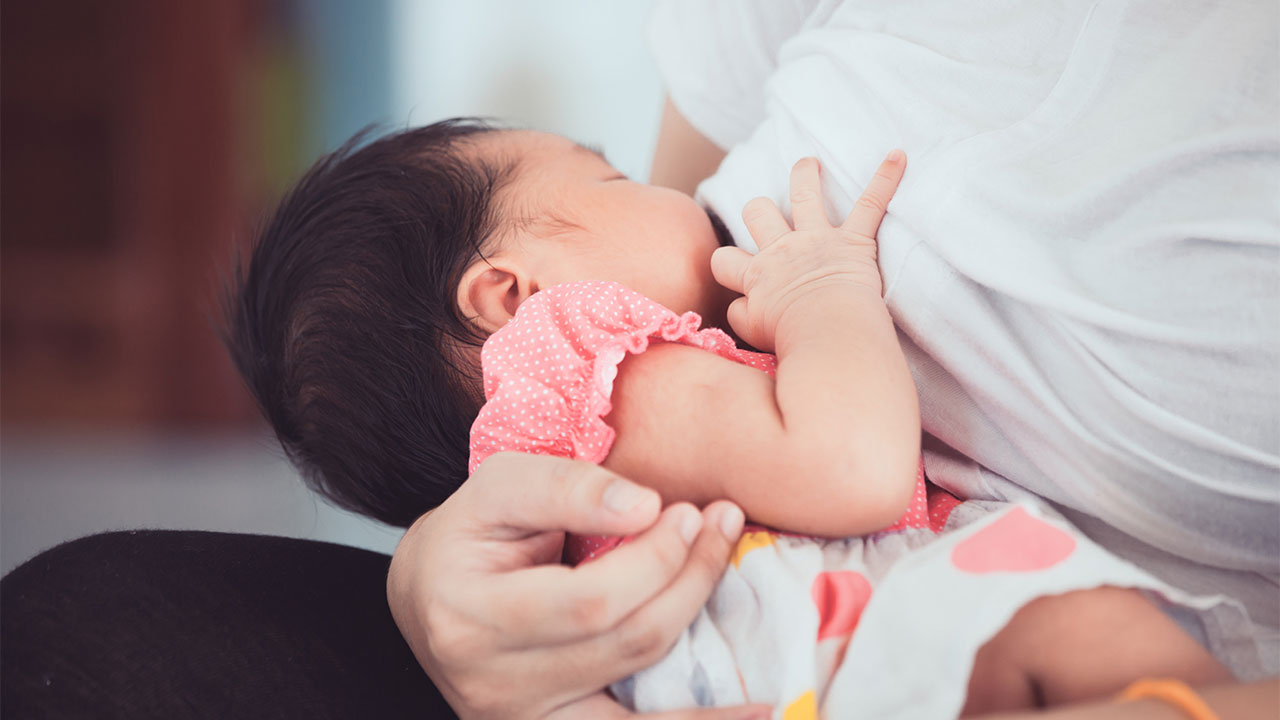 proper way to feed a baby