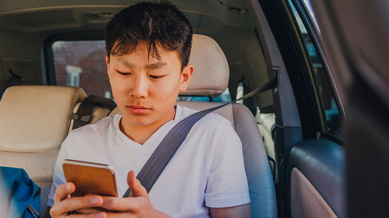 Responsible mobile phone use for children and teenagers