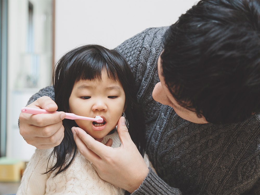Dental care for toddler teeth & gums | Raising Children Network